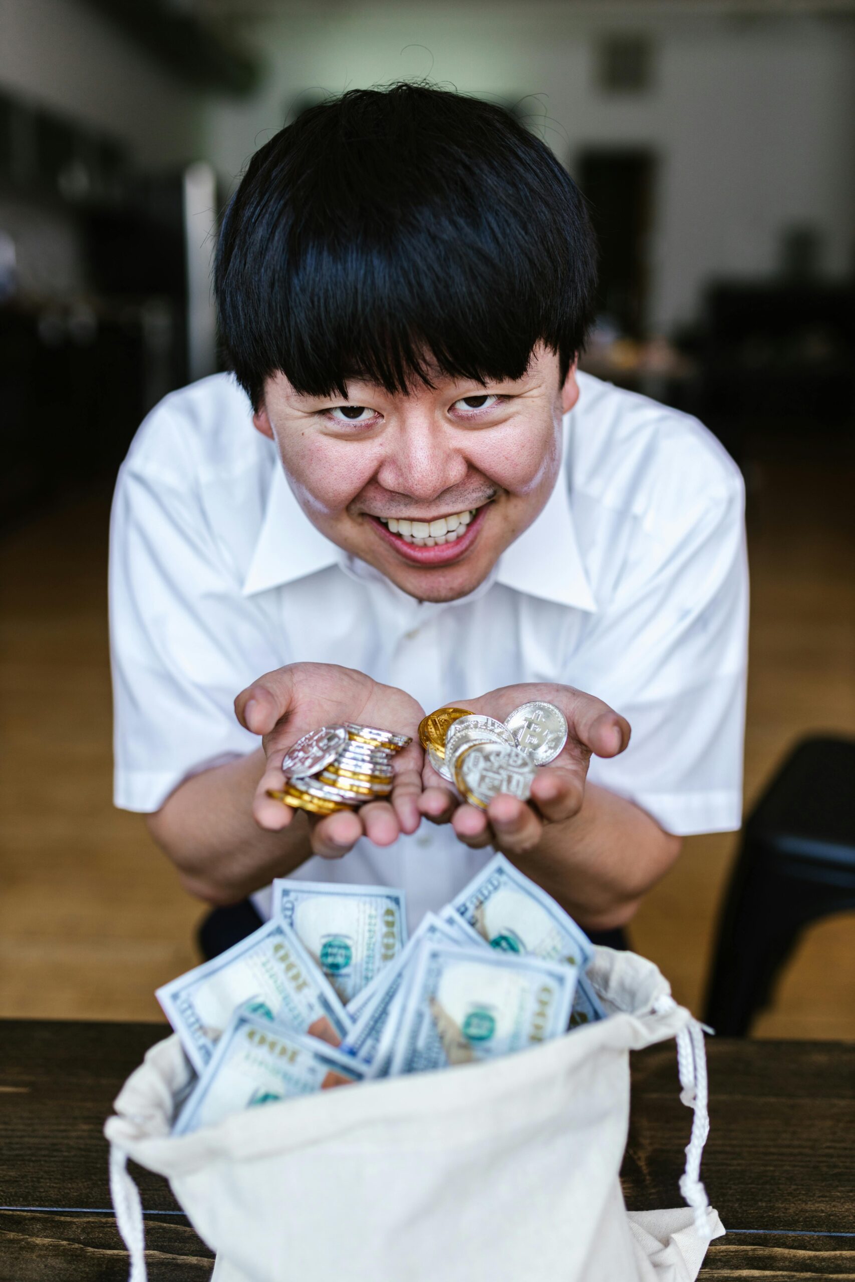 🧠 This Is Where the Smart Money Is Going: Blockchain, Forex, or Bitcoin?
