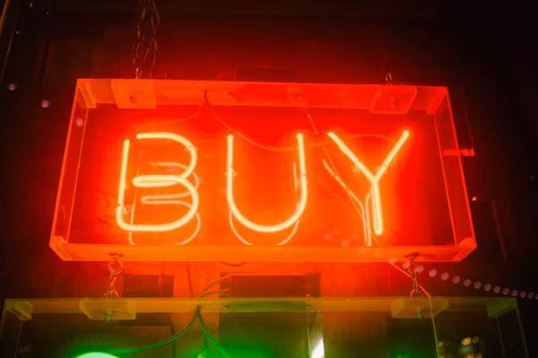 Want to Day Trade? Here’s What to Buy (and Avoid) Before You Start